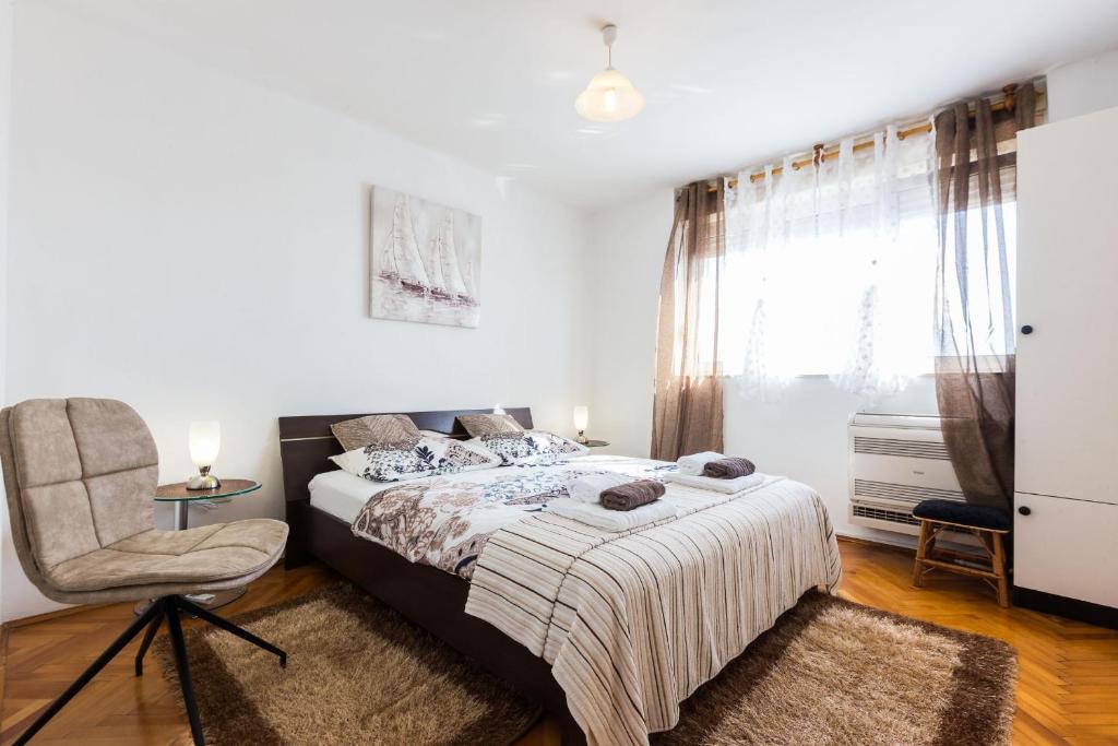 Posteľ alebo postele v izbe v ubytovaní Great view apartment
