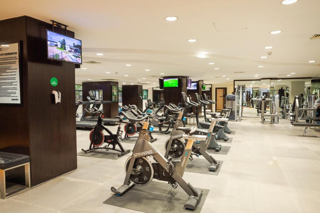 Spordikeskus ja/või sportimisvõimalused majutusasutuses Eko Hotel Suites