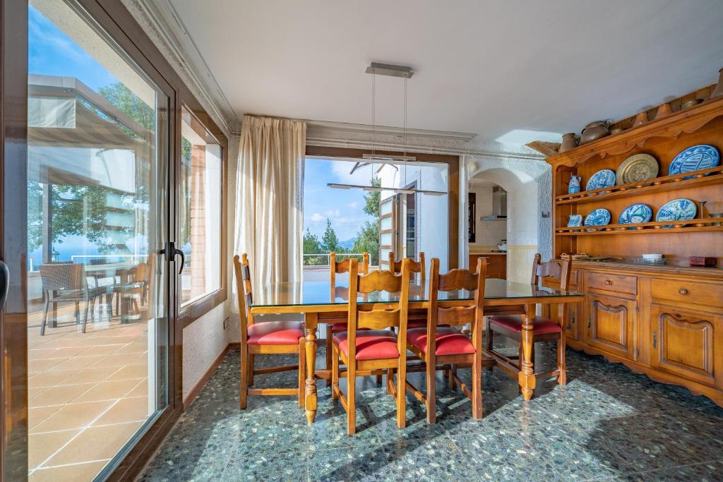 Fotografie z fotogalerie ubytování HomeHolidaysRentals Malvina v destinaci Pineda de Mar