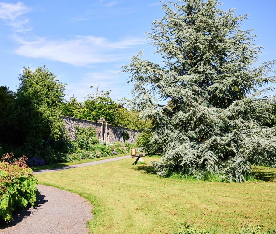 Zahrada ubytování Loughcrew Courtyard House