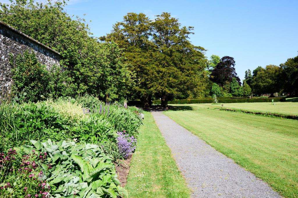 Zahrada ubytování Loughcrew Courtyard House