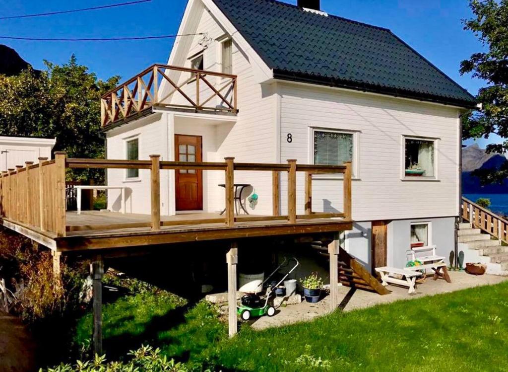 Reinefjorden Lodge - 三居室别墅