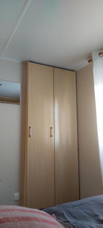Posteľ alebo postele v izbe v ubytovaní Bungalow 5 pers