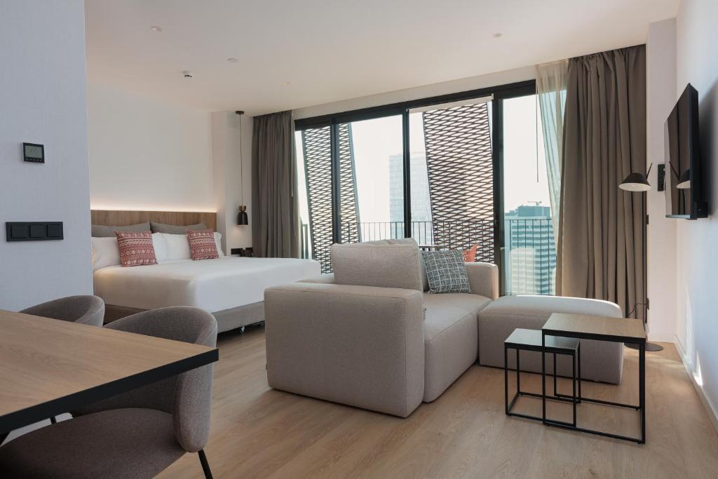 
Executive Queen Suite
