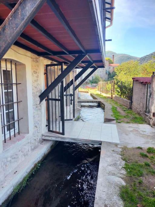 Nespecifikovaný výhled na hory nebo výhled na hory při pohledu z apartmánu