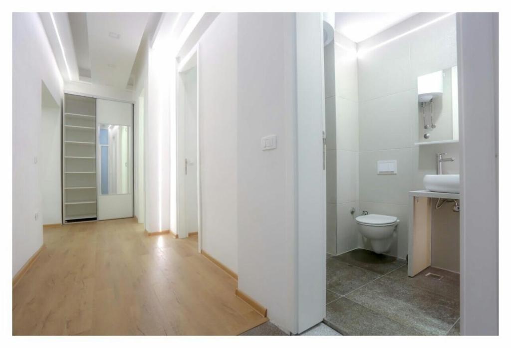Relax Exclusive Apartment free public parking - Two-Bedroom Apartment