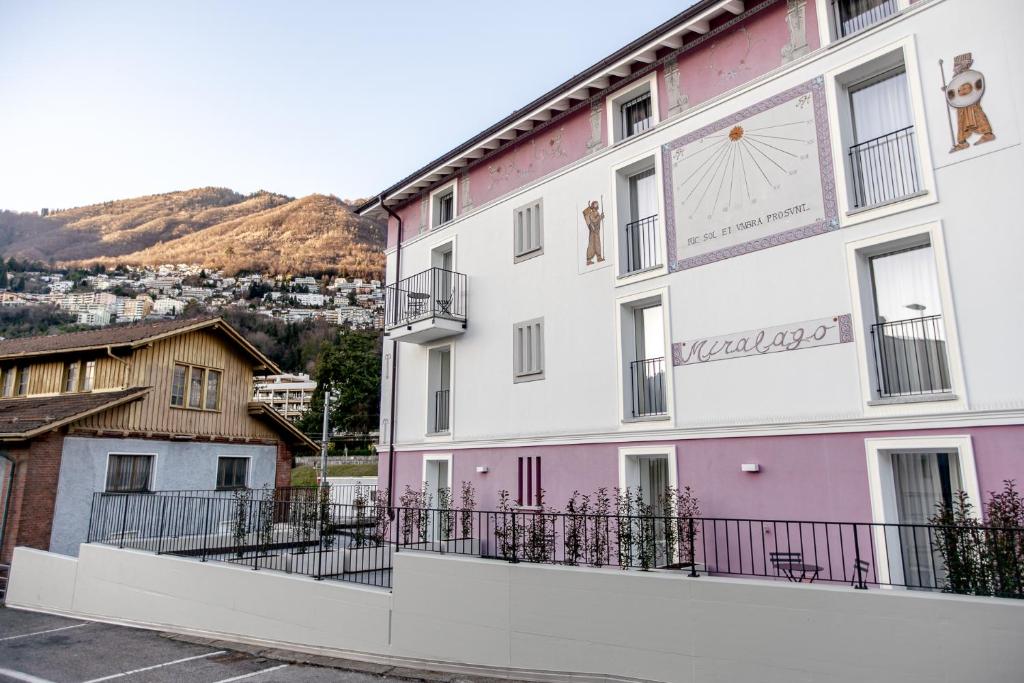 Üldine mäevaade või majutusasutusest Miralago Locarno Easy Rooms pildistatud vaade