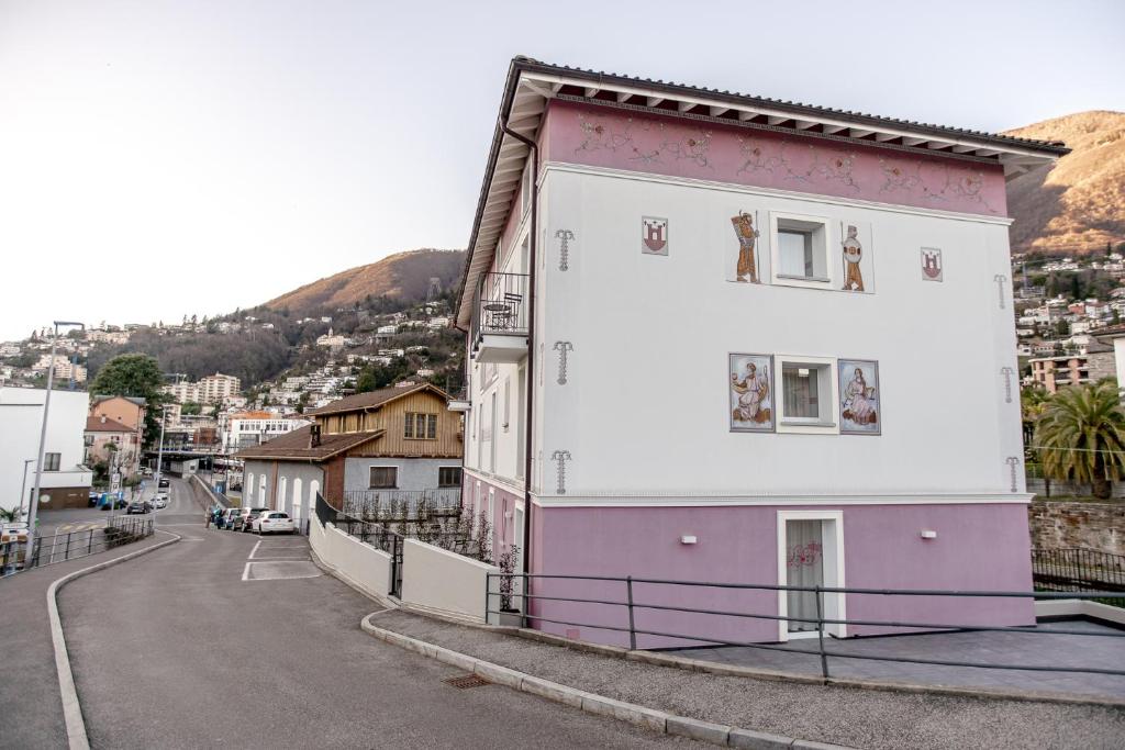 Miralago Locarno Easy Rooms - Resim 40