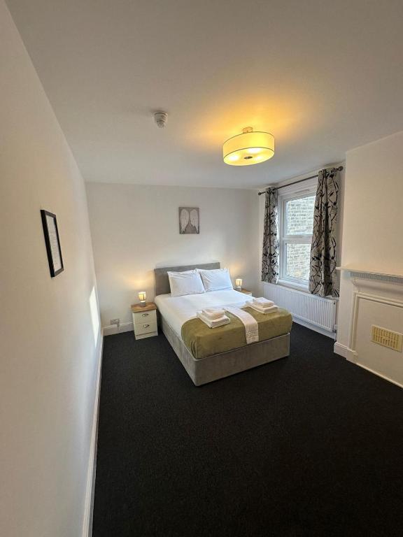 Cambridge Central Rooms - Tas Accommodations - Habitación Doble Estándar Con Baño Compartido