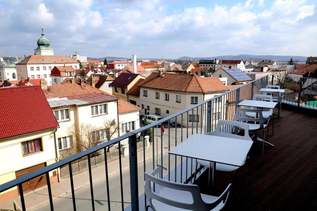Nespecifikovaný výhled na destinaci Holice nebo výhled na město při pohledu z hotelu