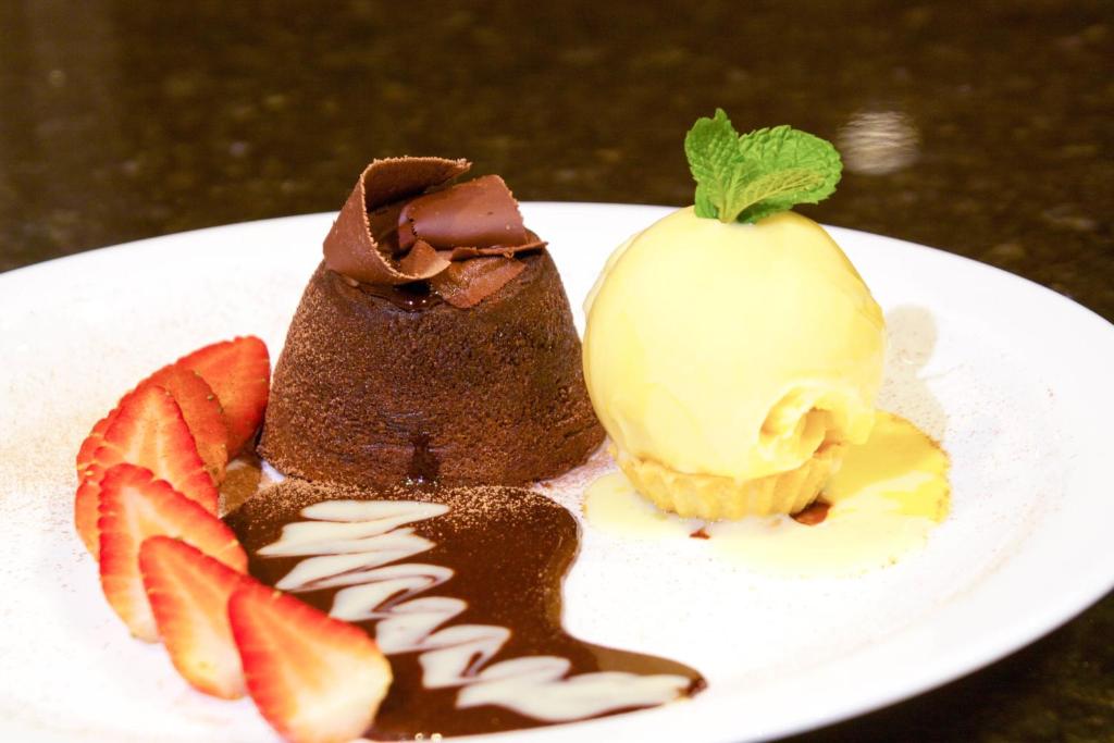  Bristol International Airport Hotel