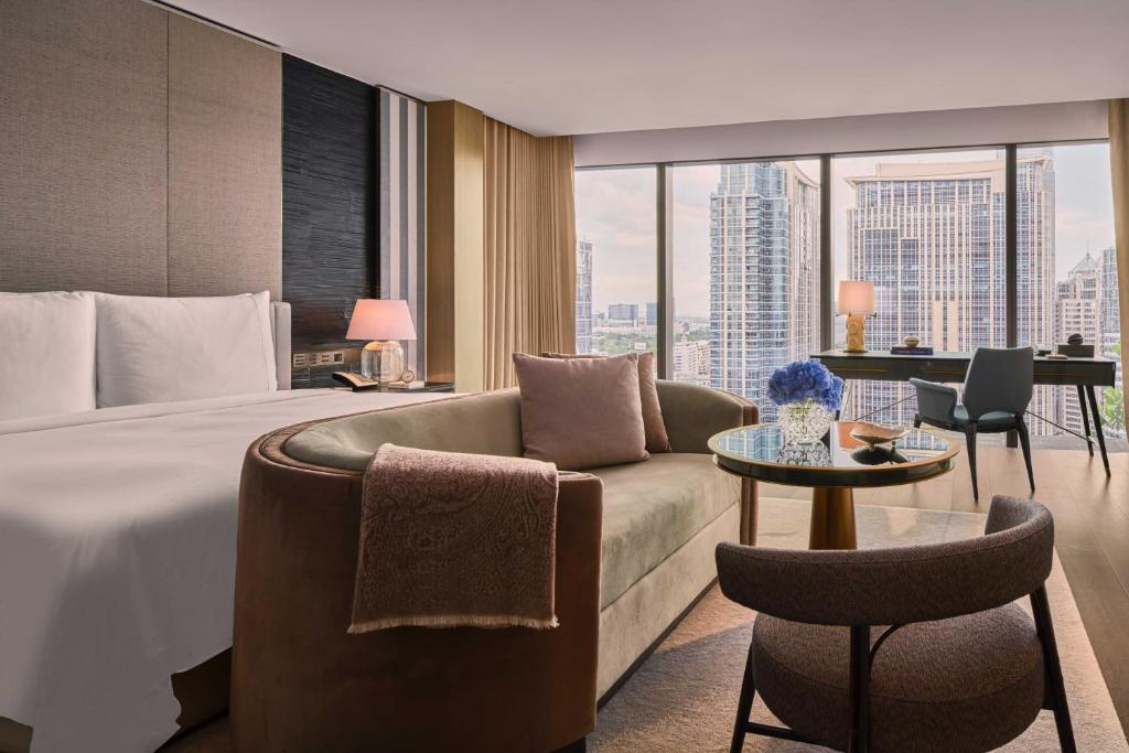 Rosewood Bangkok - 15