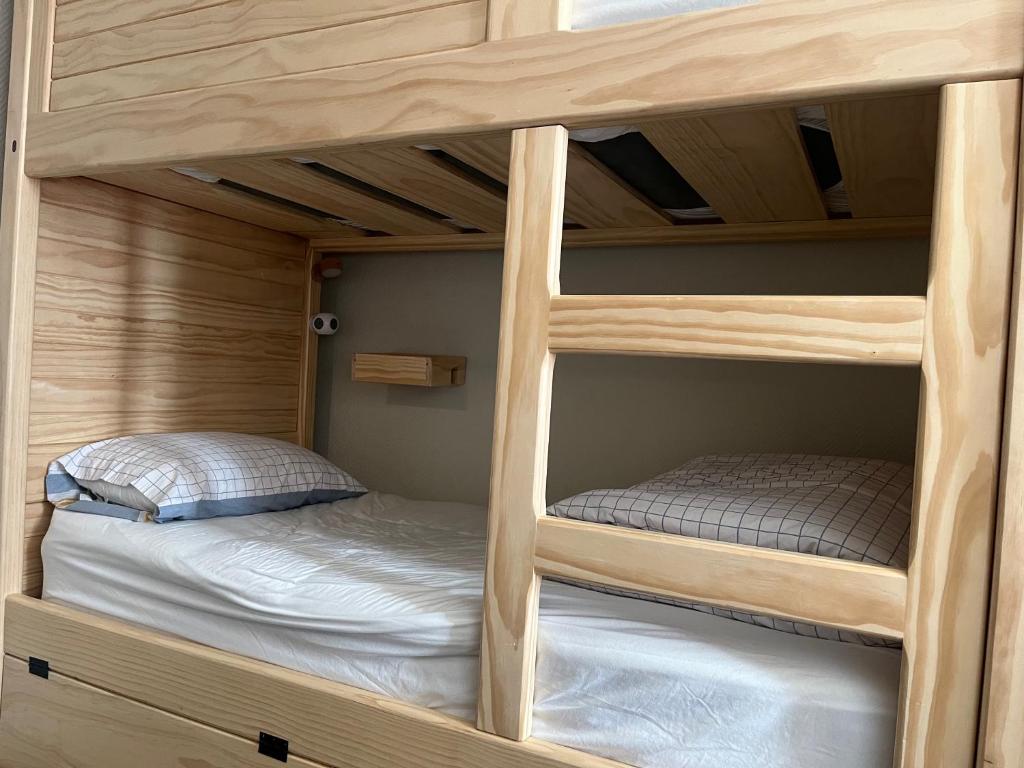 UpTown Backpackers - Resim 13