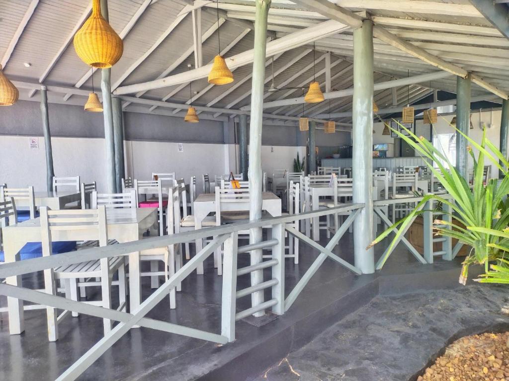 Restaurace v ubytování DALAWELLA BEACH RESORT