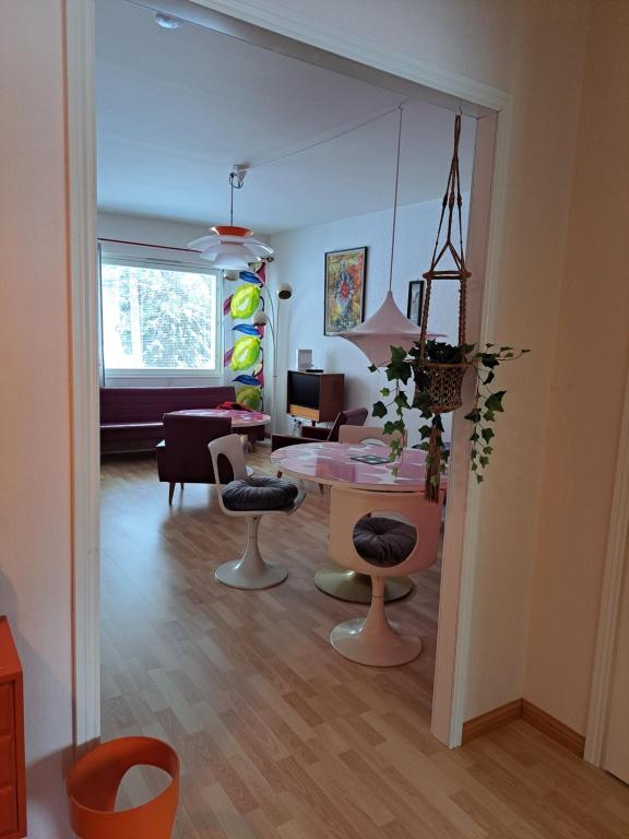 Back to Retro Yyterissä - Appartement D'une Chambre