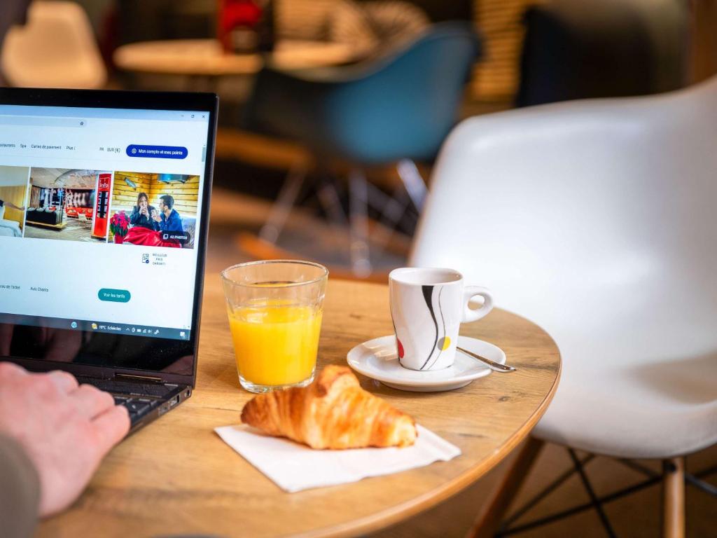Možnosti snídaně pro hosty v ubytování ibis Lyon Gare Part Dieu
