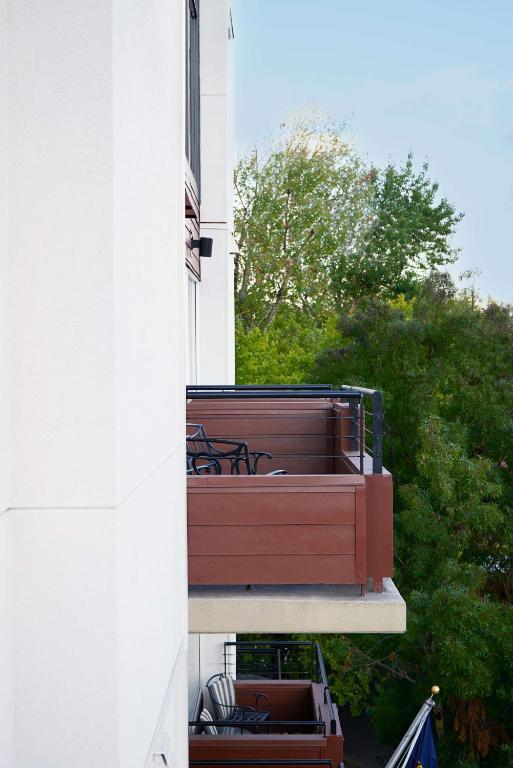 River's Edge Hotel Portland, Tapestry Collection by Hilton - 