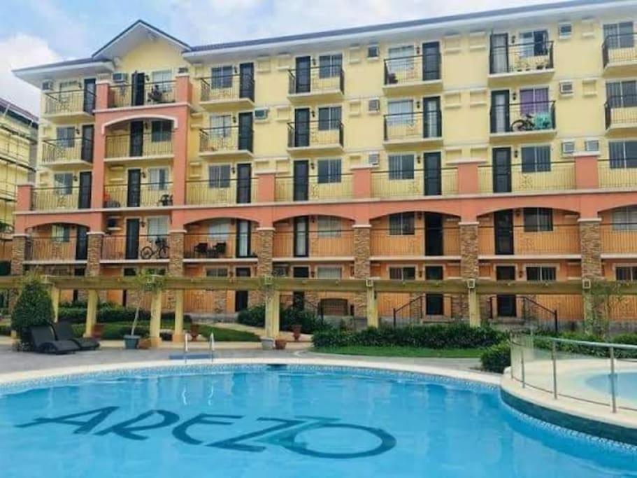 ダバオシティにあるCozy Condo with Swimming Pool, WIFI & Netflix good for 4PAXのギャラリーの写真