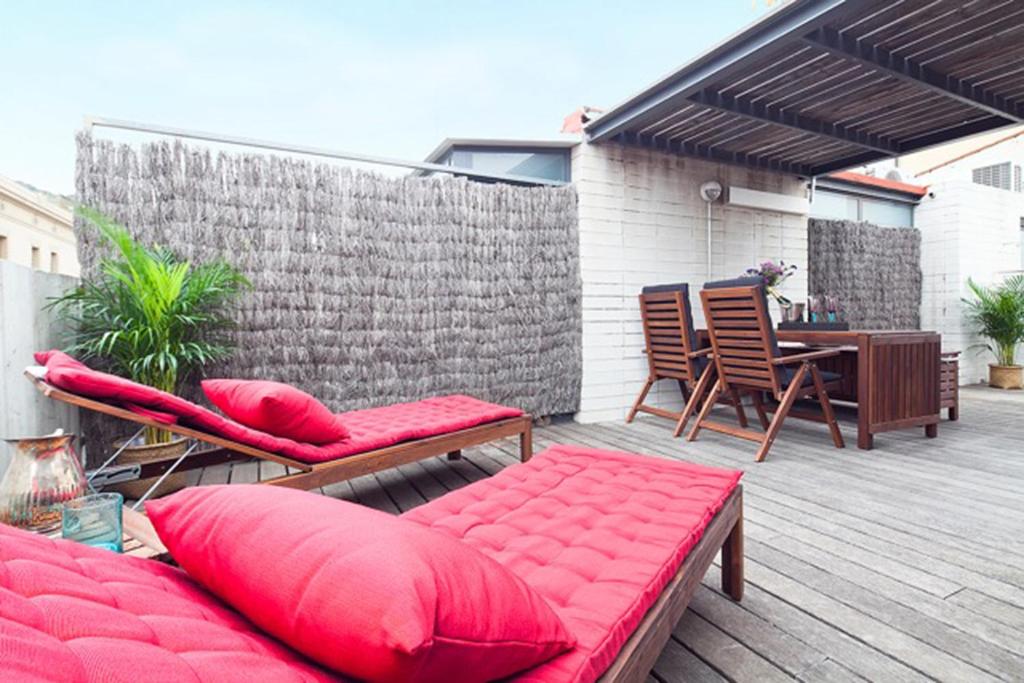 My Space Emirates - Park Güell Triplex with Private Terrace