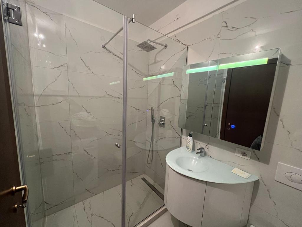 Sunset Escape Apartment Saranda (2br+2ba) - Image 7