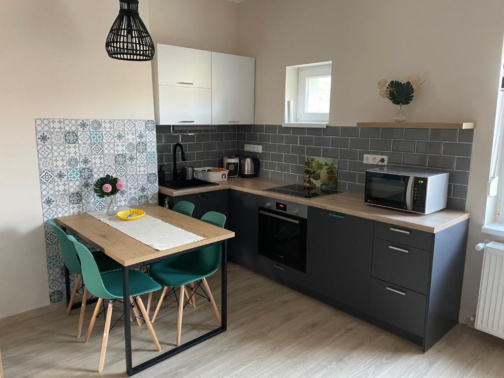 Liliom Apartman Békéscsaba 5600 Békéscsaba, Derkovits sor kép - 1