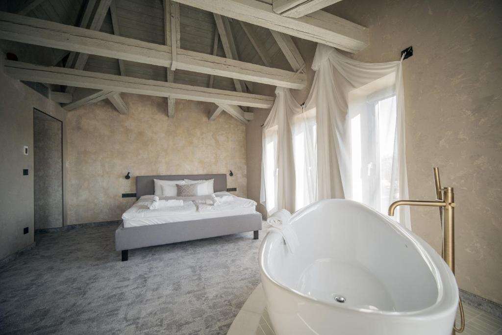 Bordűr Wellness Hotel Superior és Szőnyegmúzeum - Habitación Doble De Lujo Con Baño