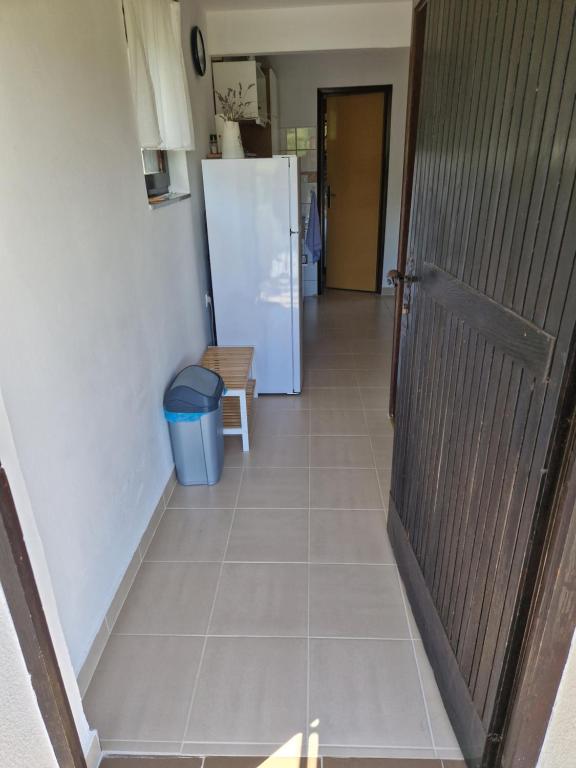 Kuchnia lub aneks kuchenny w obiekcie Apartment Buric
