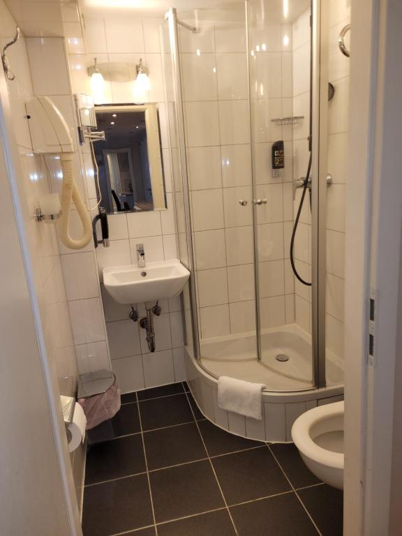 Hotel Franken an der Messe - Resim 8