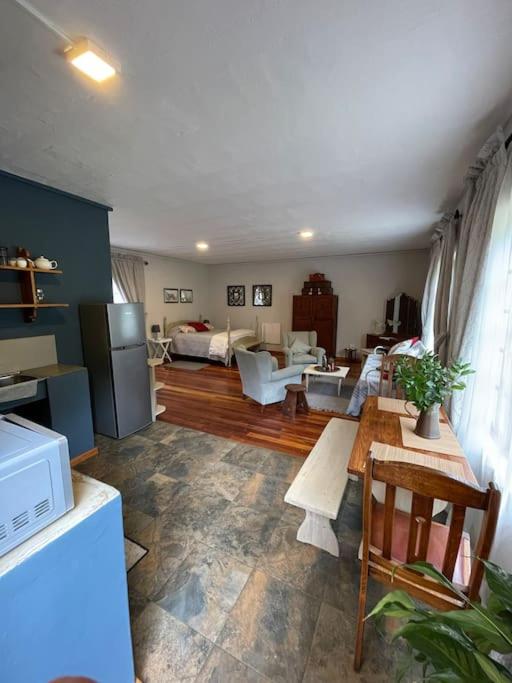 Restful Retreat, Hilton (updated prices 2024)