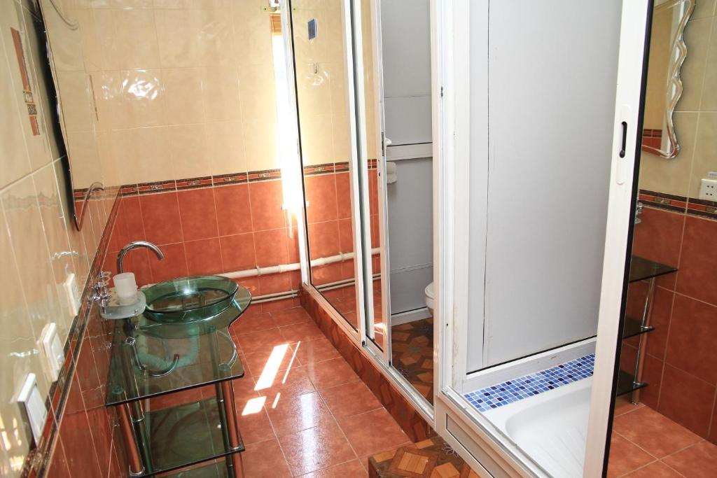 Koupelna v ubytování Yellow Hostel Dushanbe