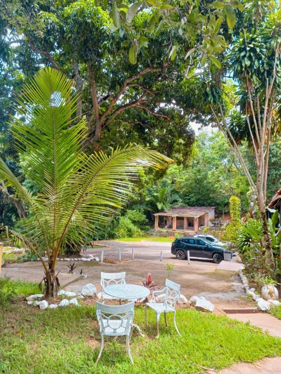Ein Garten an der Unterkunft Encanto do Parque Hospedagem