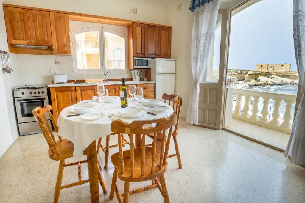 Kuchyň nebo kuchyňský kout v ubytování Horizon Apartments Gozo