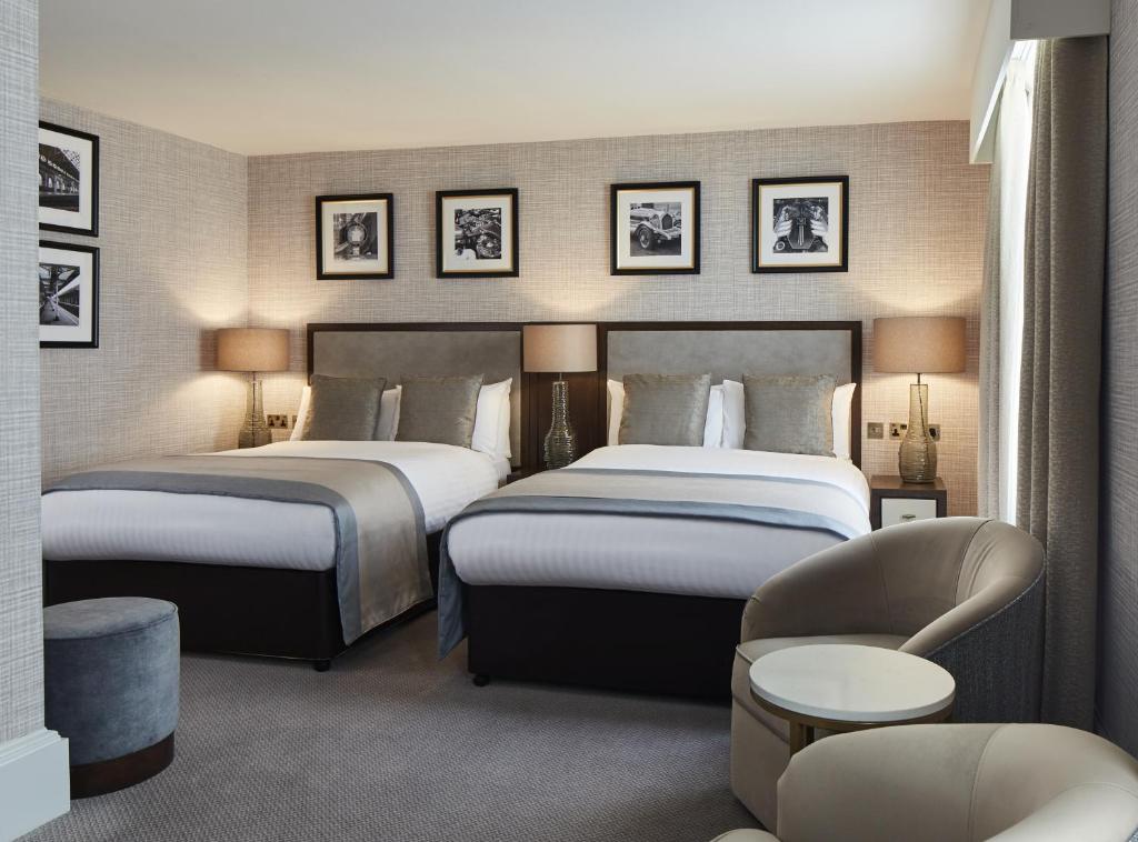 
Superior Room with Two Double Beds
