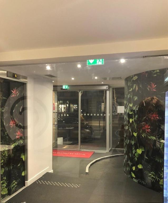 Fitness centrum a/nebo fitness zařízení v ubytování Hôtel Le Cousture