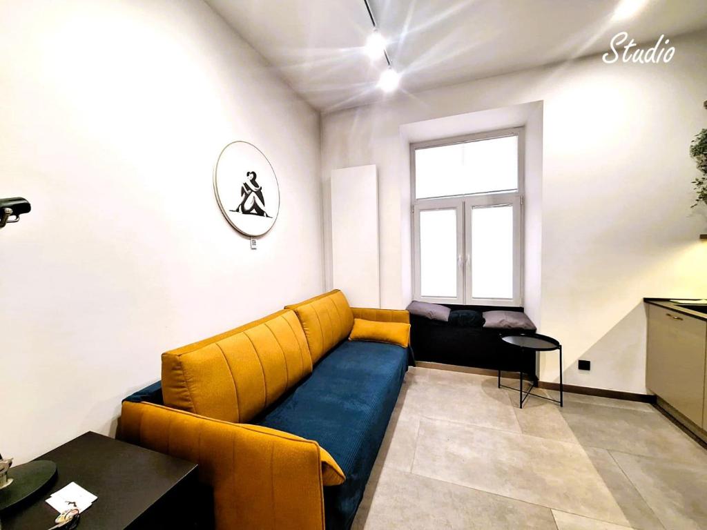 Gold City Point Piotrkowska 37 - Studio Apartment