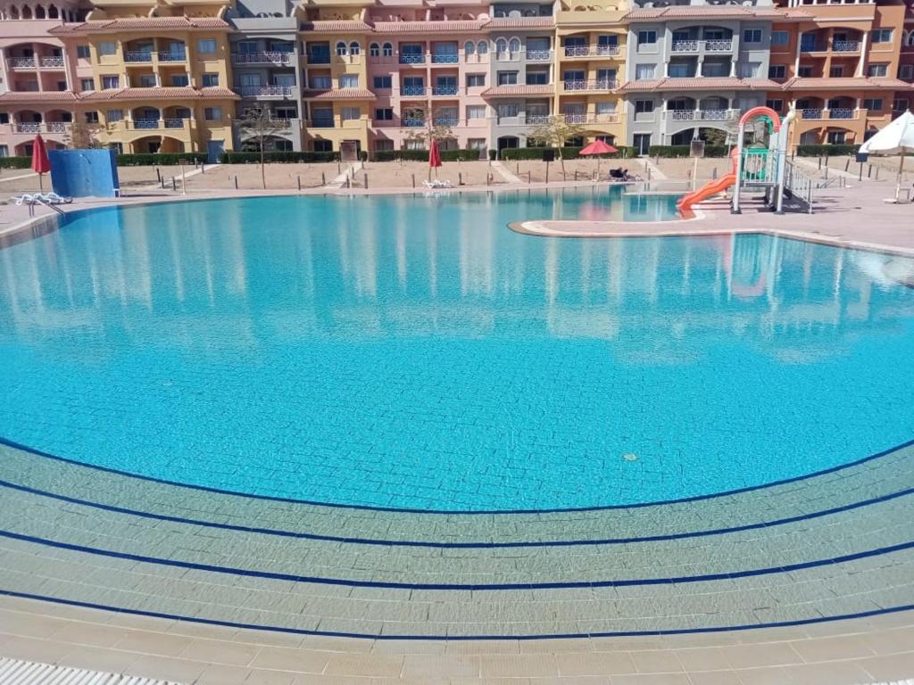 Bazén v ubytování Golden Rent Porto Sharm nebo v jeho okolí