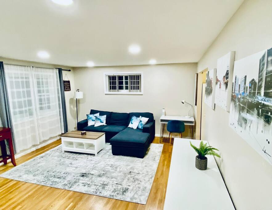 North Bethesda Gem - Apartment