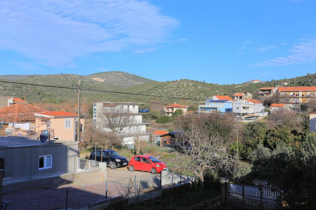 Výhľad na hory alebo výhľad na hory priamo z apartmánu