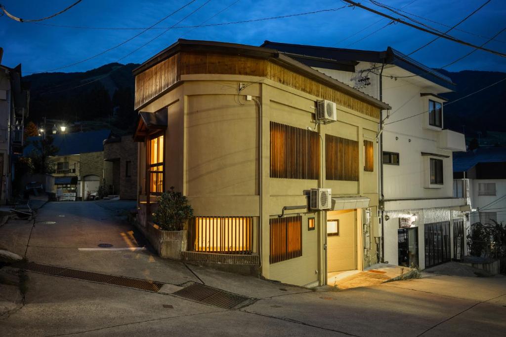 Gallery image of Corner House in Nozawa Onsen