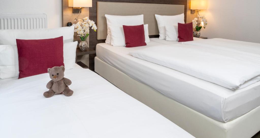 PLAZA INN Karlsruhe Nord - Triple Room