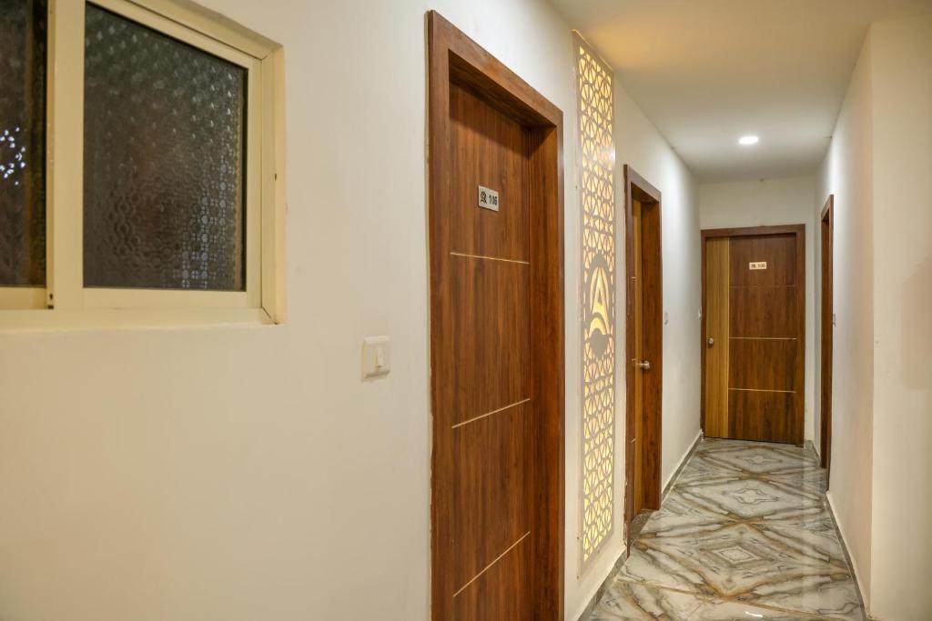 Fotografie z fotogalerie ubytování Hotel Aaram Kalupur v destinaci Ahmadábád