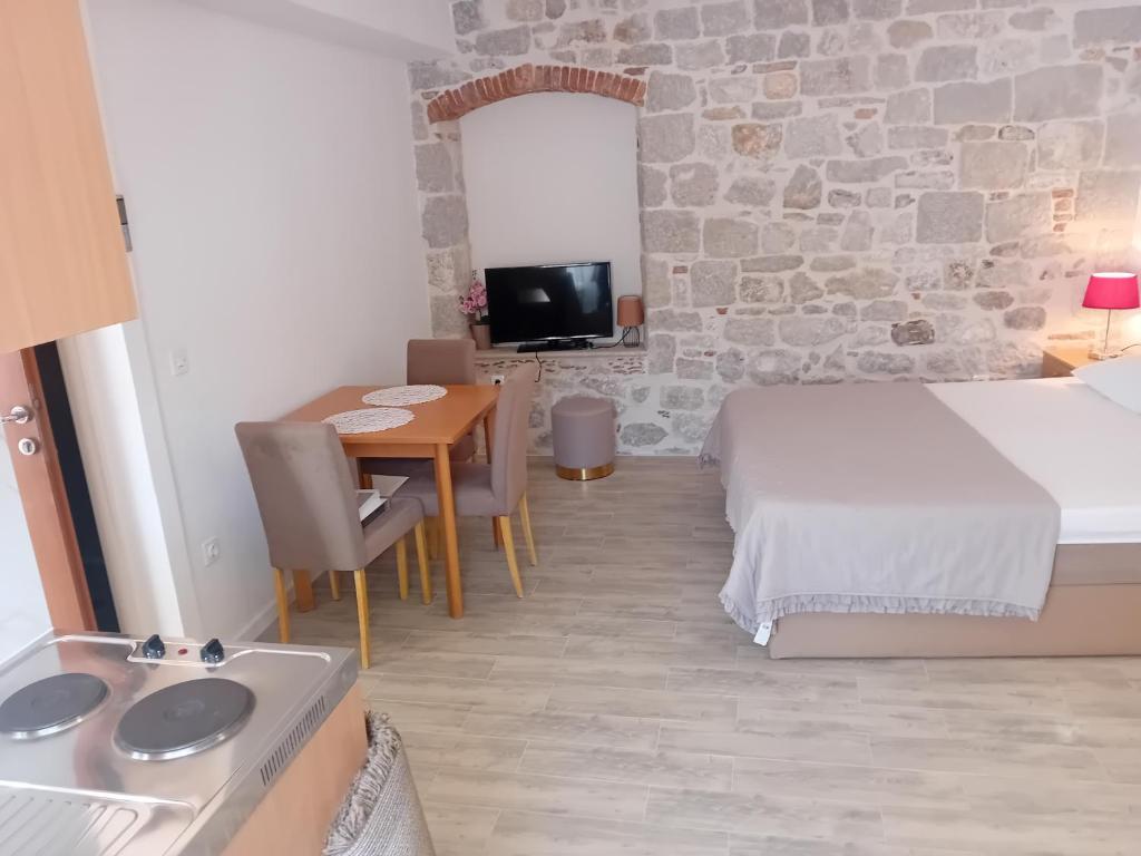 Posteľ alebo postele v izbe v ubytovaní Apartment Andela