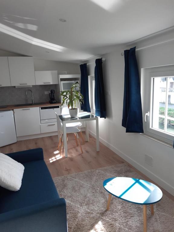 Photo de la galerie de l'établissement Niort au bord de l'eau 3, à Niort