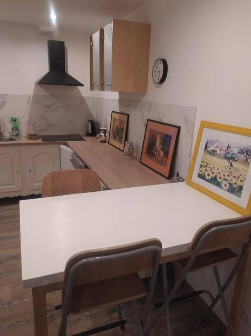 Photo de la galerie de l'établissement studio 35 mètres carrés, à Maron