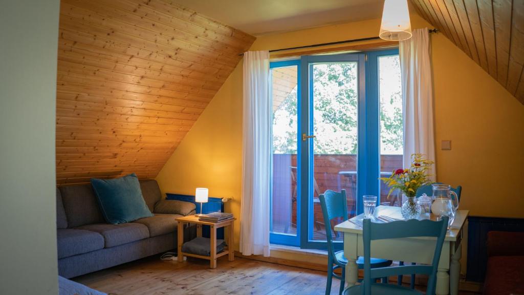 Posezení v ubytování Apartmánová chalupa v Dvore u maliara