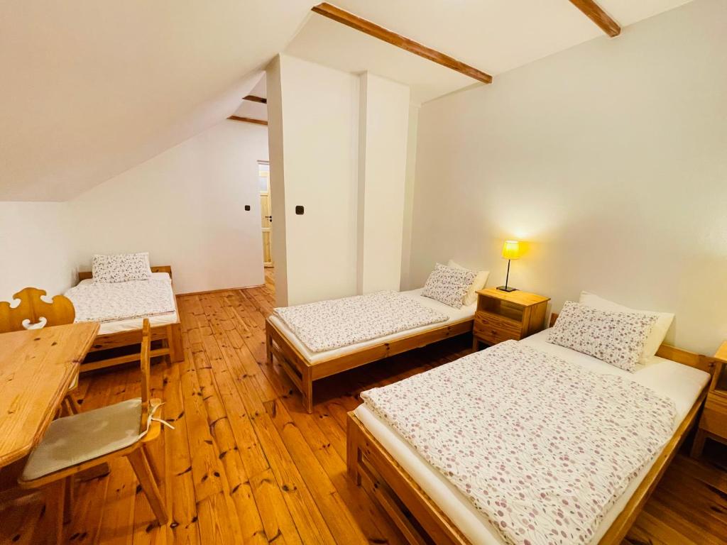 Agroturystyka Dom Wśród Sosen - Drievoudige Kamer Met Een Eigen Badkamer