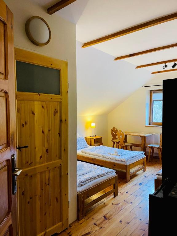 Agroturystyka Dom Wśród Sosen - Drievoudige Kamer Met Een Eigen Badkamer