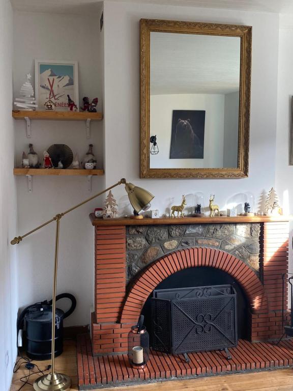 Maison Pyrénées - Three-Bedroom House