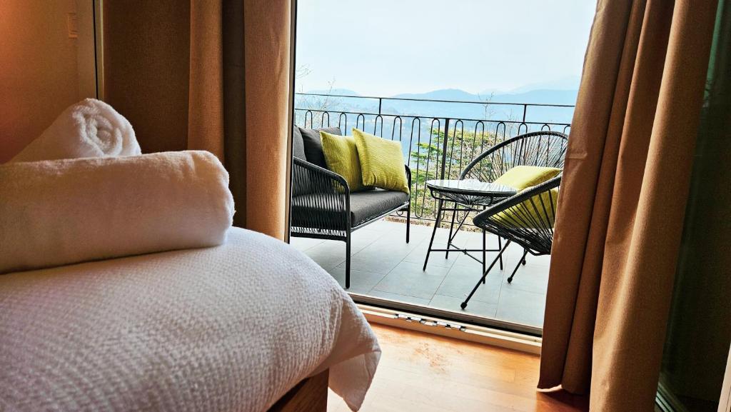 Bellavista Apartment with Free Parking - Resim 10