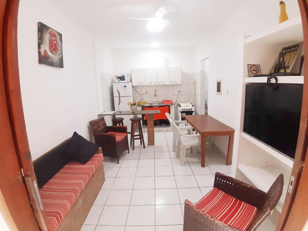 Apto completo 2 dormitórios Centro Turístico (102) - Housity